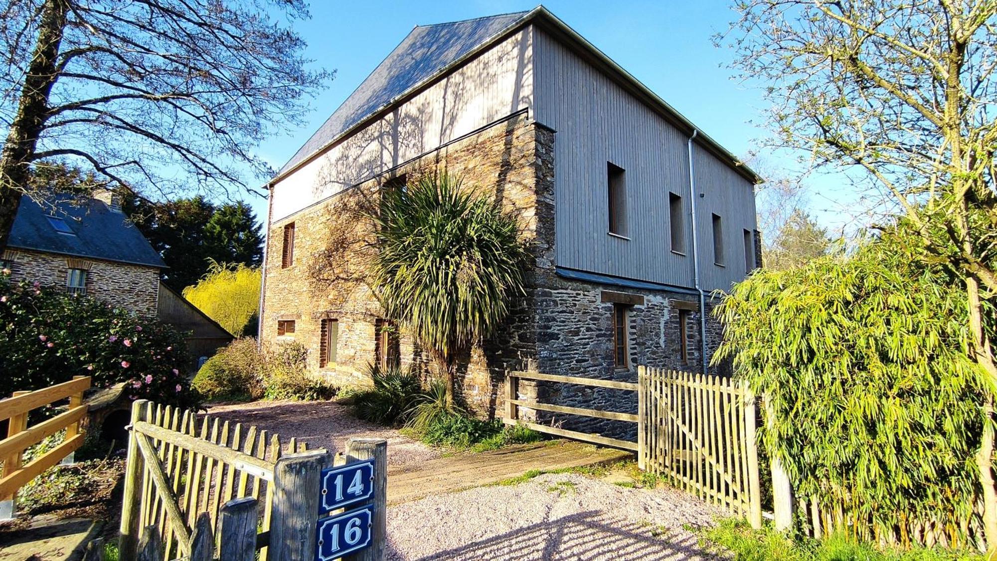 Chambre D'Hote En Gite - Moulin De La Houssaie - Broceliande Guer Exterior photo